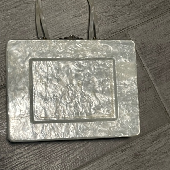 Vintage Wilardly Lucite 1950s Marbleized Pearlized Top Handle Box Purse - Picture 13 of 15